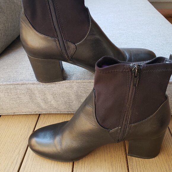 EUC NINE WEST NW7 GoalKeep leather jet black heel ankle boots (9) - Picture 4 of 7